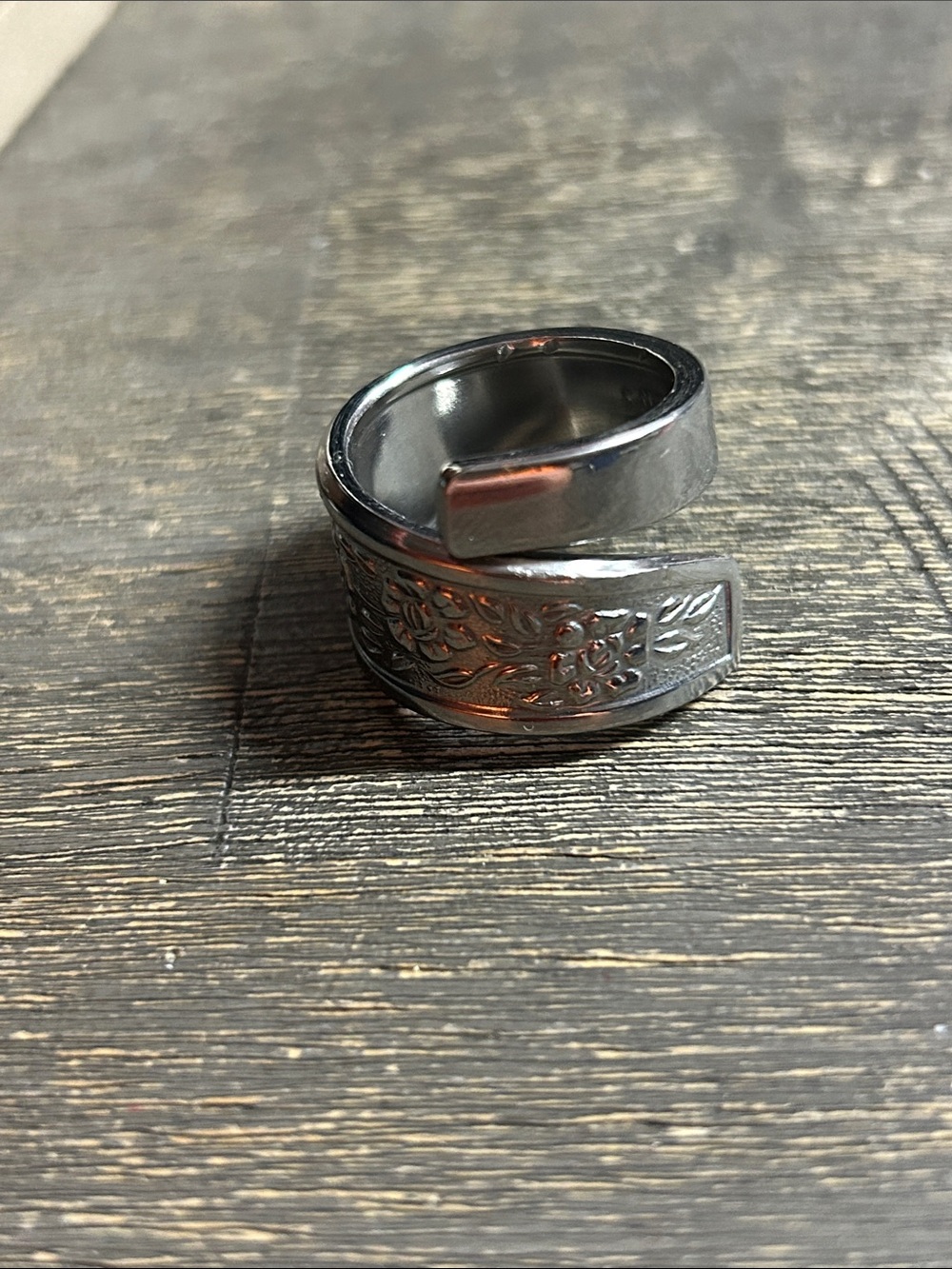 Silver Floral Wrap-Style Women’s Stainless Ring‎